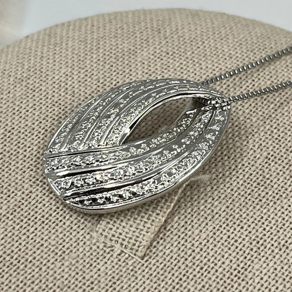 Vintage Technibond Platinum Over Sterling Silver Pendant Necklace - 18" - Picture 7 of 16